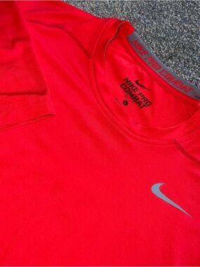 Nike Pro Combat Dri-fit Compression Red Shirt Men’s Size Large